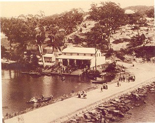 audley boatshed
        1900's